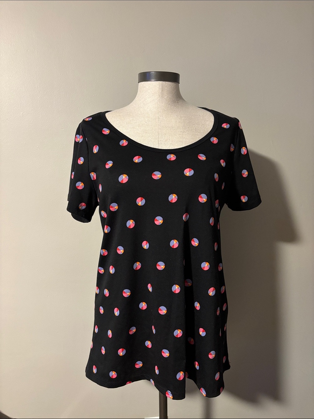 LuLaRoe Black Short Sleeve Scoop Neck Top with Pink & Purple Dot Print